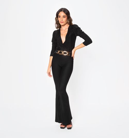 Long Jumpsuit Combined with Deep V-Neck