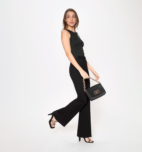 Sleeveless body with interlaced front