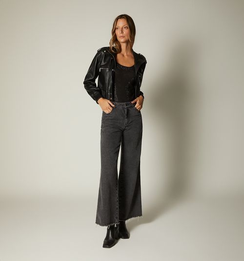 BOMBER JACKET POCKETS