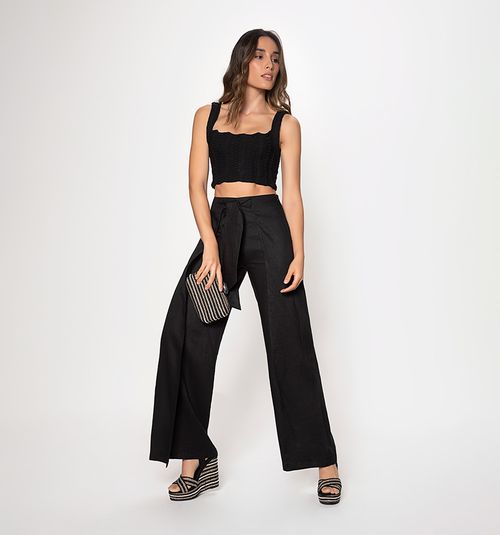 CROP TOP WITH RELIEF WAVES