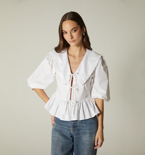 BLOUSE WITH STRAPS IN THE FRONT