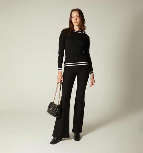 KNIT LONG SLEEVE SWEATER WITH CONTRAST TRIMS