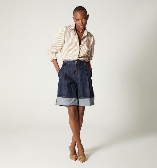 Bermuda, high waist, with pleats and cuff