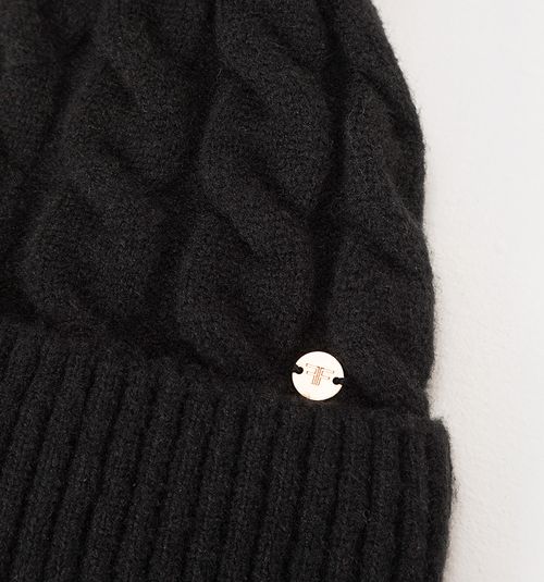 BASIC BEANIE HAT WITH POM-POM