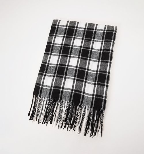 CHECKERED PASHMINA WITH FRINGES