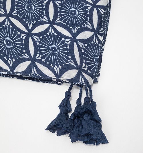 PRINTED PASHMINA WITH POMPOM