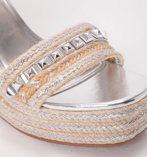 PLATFORM SANDAL MATERIAL COMBINATION