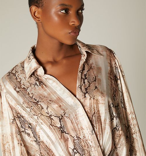 LONG SLEEVE BODY WITH CROSSOVER FRONT