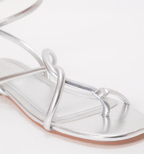 METALLIC THREE-STITCH FLAT SANDAL