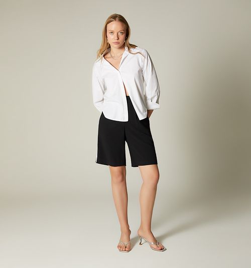 HIGH WAIST BERMUDA SHORTS WITH DIAGONAL POCKET