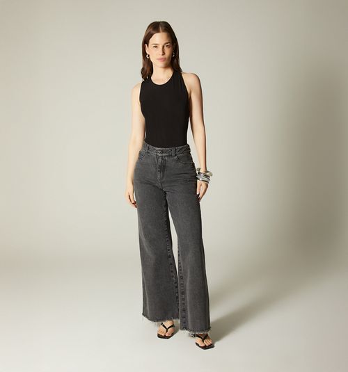 SLEEVELESS BODY WITH BACK NECKLINE