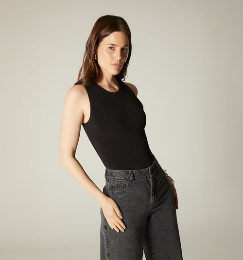 SLEEVELESS BODY WITH BACK NECKLINE