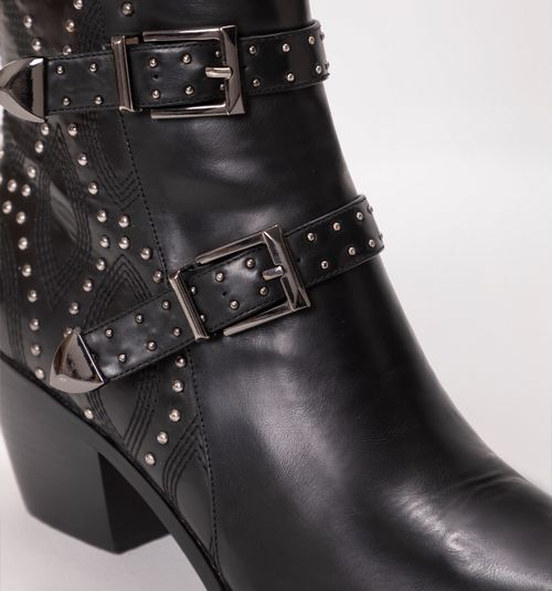 Western Boot with Studs