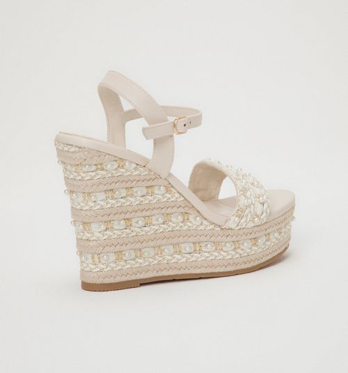 PLATFORM SANDAL WITH PEARL STRAP