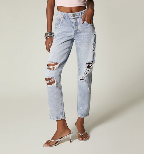 LOW RISE BOYFRIEND JEANS WITH DESTROYER