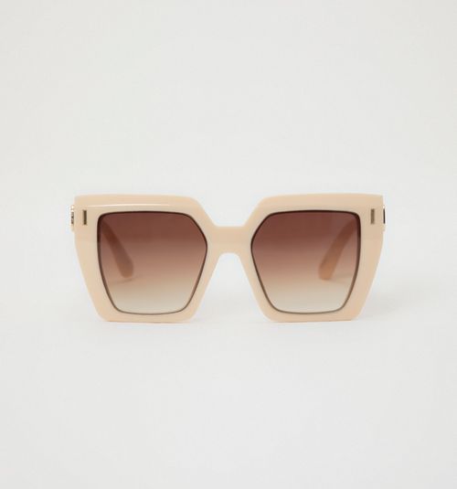 MAXI SQUARE LENS GLASSES LOGO DETAIL