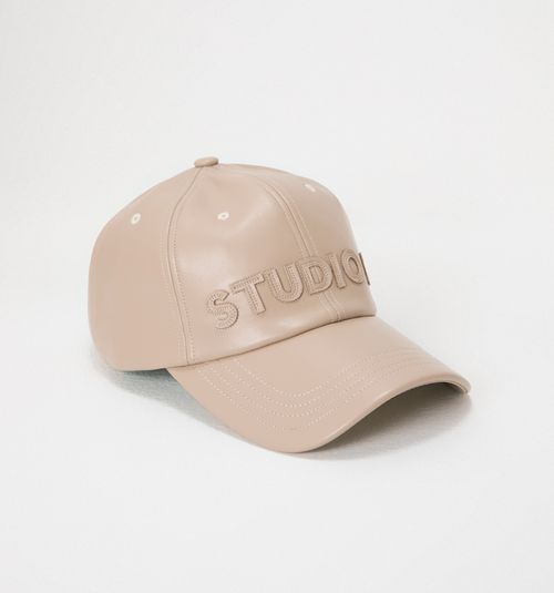 PU LOGO CAP