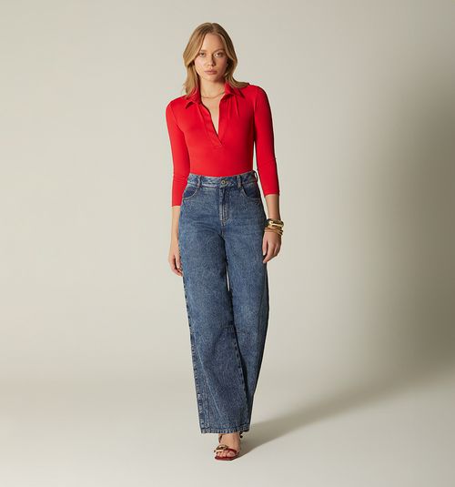 THREE-QUARTER SLEEVE BODY WITH COLLAR