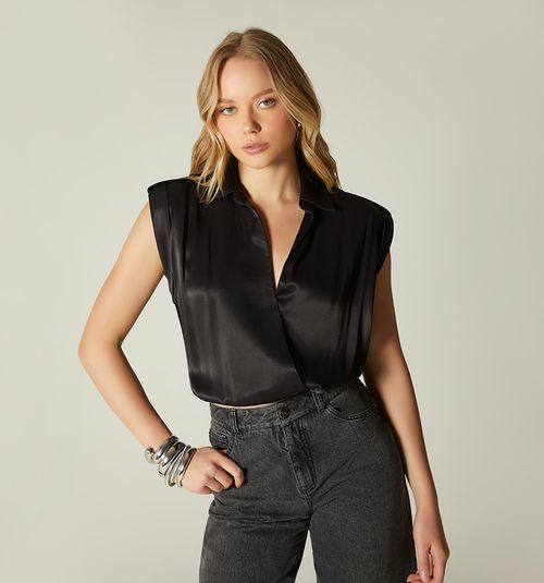 SHORT SLEEVE BLOUSE WITH COVERALL AND LACE