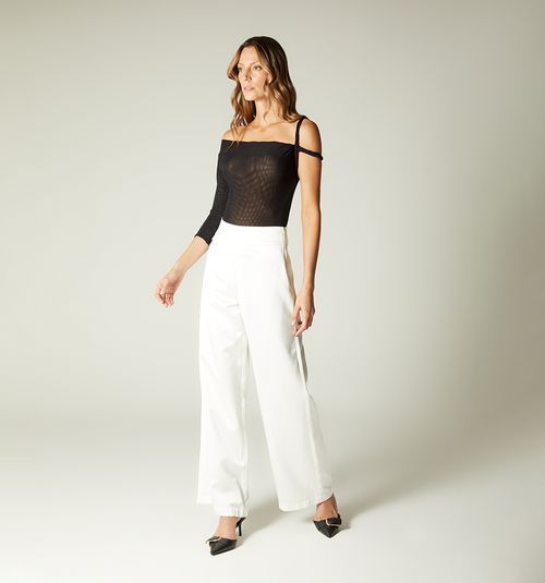 BASIC BODY 3/4 SLEEVE ASYMMETRICAL NECKLINE