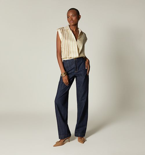 SLEEVELESS BLOUSE WITH CROSSOVER FRONT