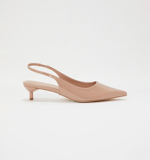 CLOSED SHOE WITH MINI HEEL