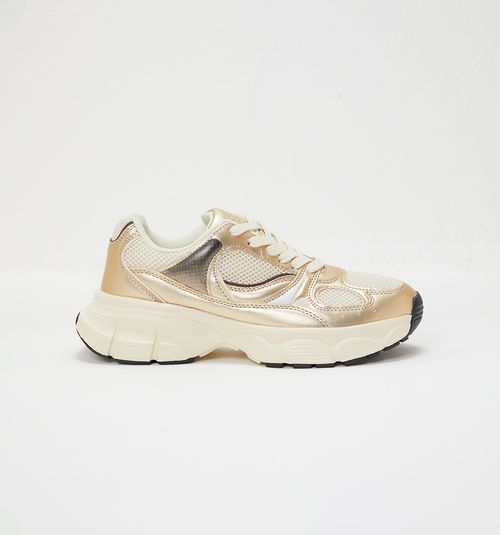HIKING SNEAKER WITH METALLIC CUTS