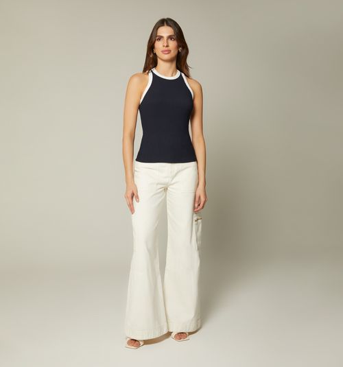 BASIC SLEEVELESS BLOUSE