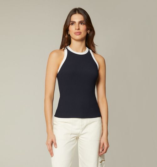 BASIC SLEEVELESS BLOUSE