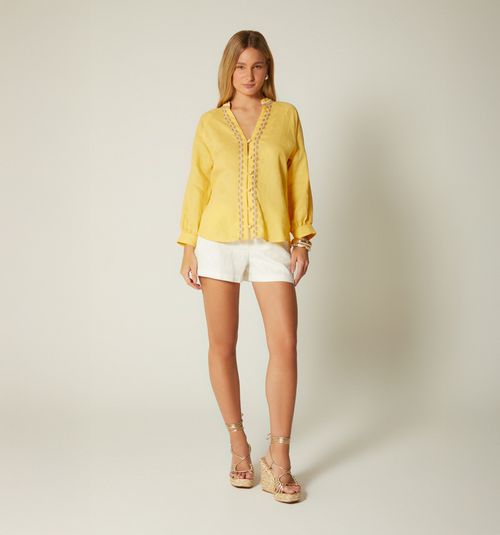 THREE-QUARTER SLEEVE BLOUSE