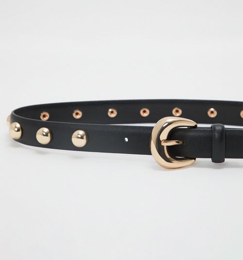 STUDDED BELT