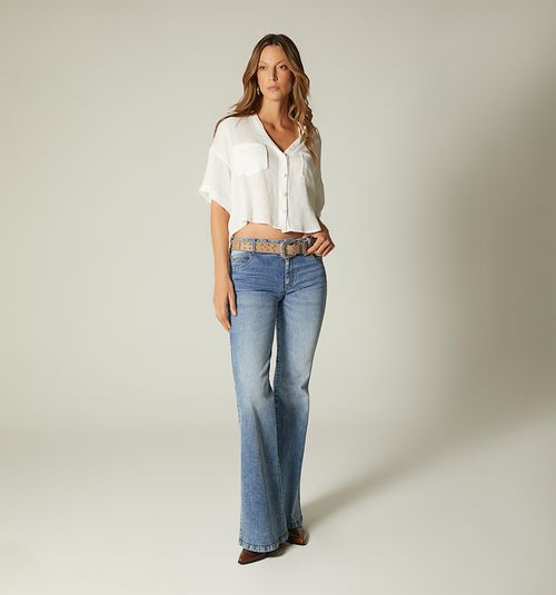 Bell-bottom mid-rise jeans with western belt