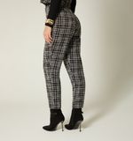 PANTALON-NEGROBLANCO-S028622A-4