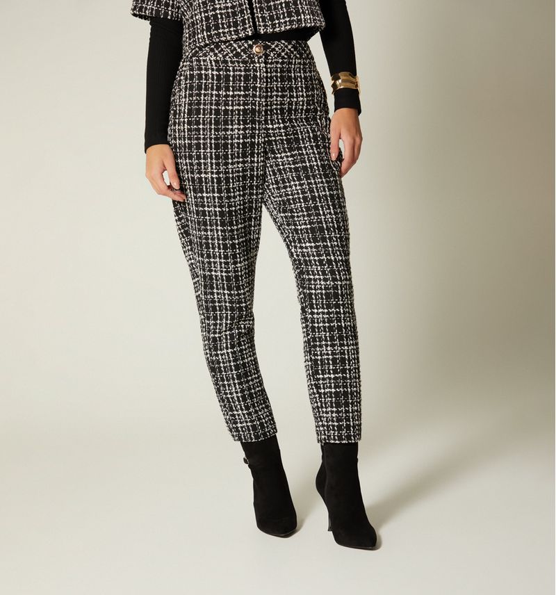 PANTALON-NEGROBLANCO-S028622A-3