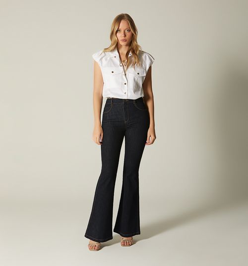 SHIRT WITH SHOULDER VOLUME