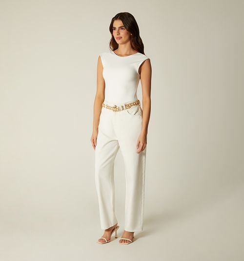 LOOSE FIT JEAN WITH FIVE POCKETS AND BELT