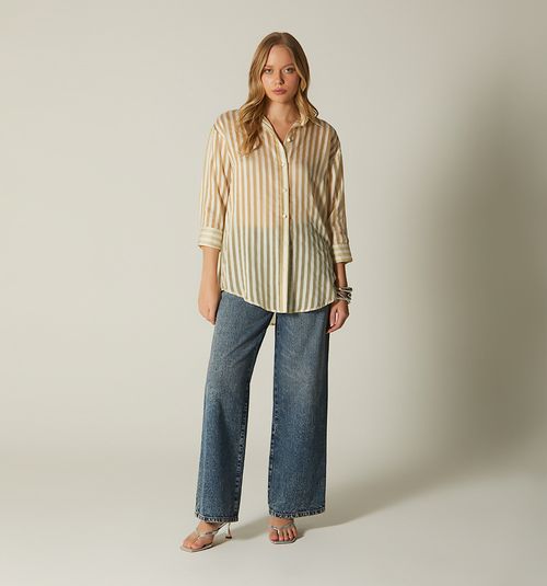 THREE-QUARTER SLEEVE BLOUSE