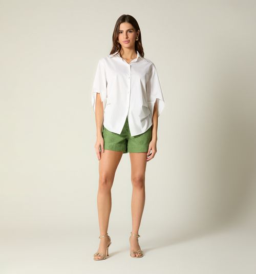 THREE-QUARTER SLEEVE BLOUSE WITH BUTTONING