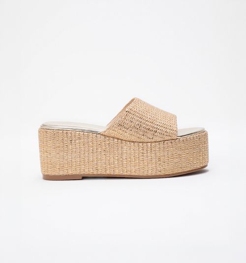 FLAT SANDAL WITH UPPER AND SOLE