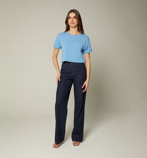 CROP T-SHIRT WITH DETAIL ON SLEEVE