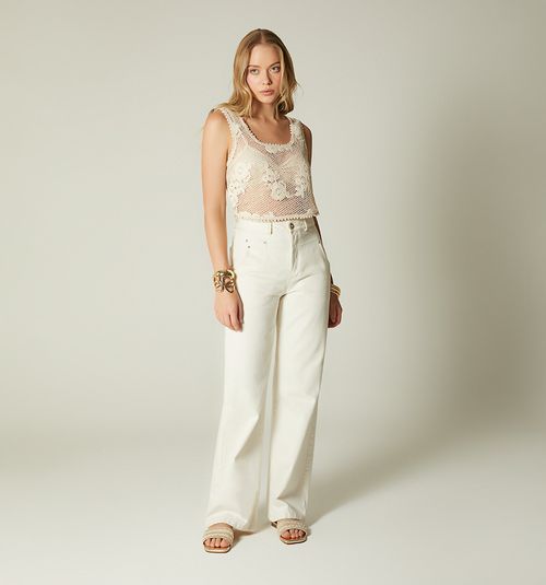 HIGH WAIST STRAIGHT LEG JEAN CUT POCKET