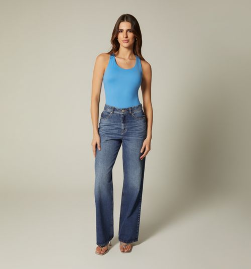 SLEEVELESS BODY WITH CUTOUT