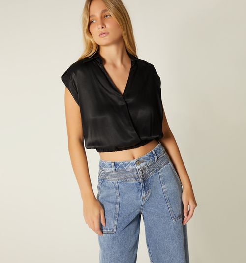 SLEEVELESS CROSS-FRONT BLOUSE
