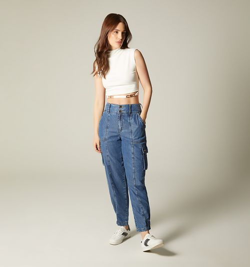 CROP BLOUSE WITH HARDWARE