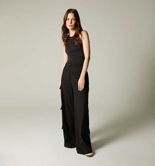 BASIC SLEEVELESS BLOUSE