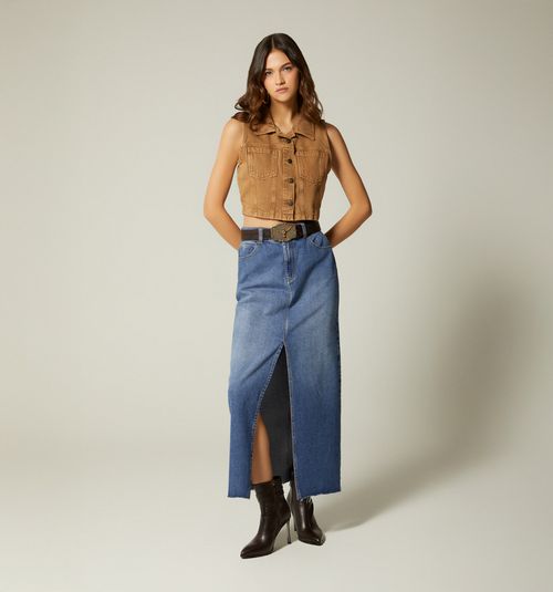 CLASSIC VEST WITH POCKETS