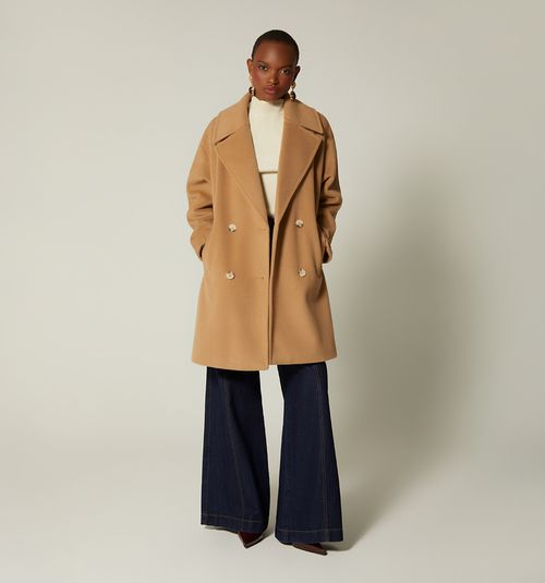 COAT WITH FRONT POCKETS