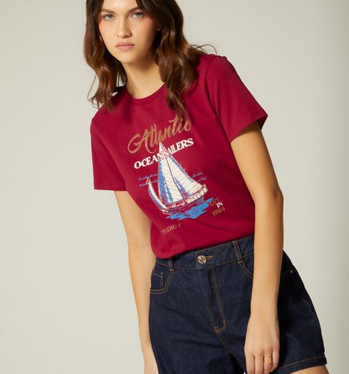 T-SHIRT WITH HOT FIX PRINT