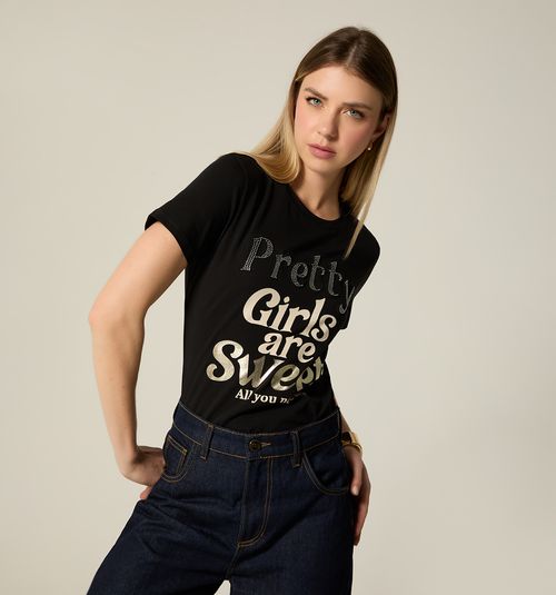 T-SHIRT WITH HOT FIX PRINT