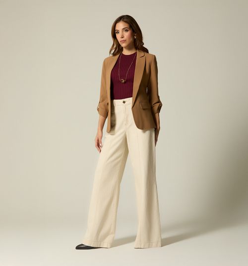 ROUND NECK SLEEVELESS BLOUSE